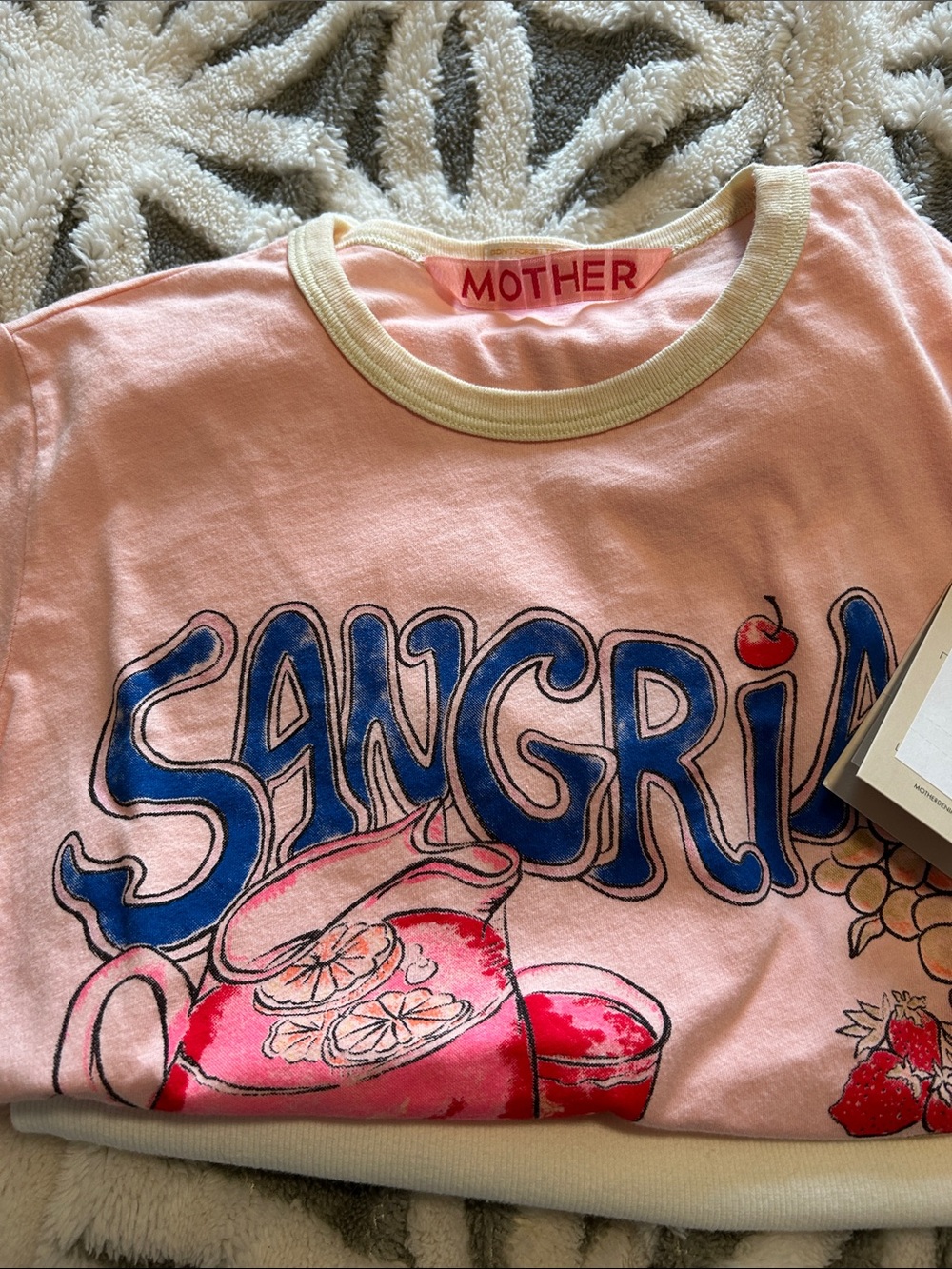 Mother nwt Sangria Graphic Tee in Light Pink - Picture 6 of 7